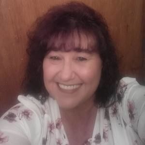 Meet your Posher, Connie